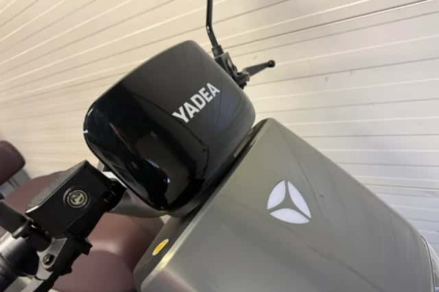 Yadea E10 (2026) thumbnail 4
