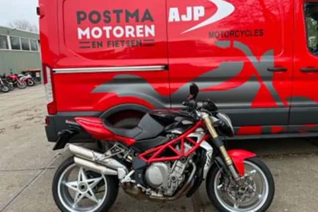 MV AGUSTA BRUTALE 910 (2006) thumbnail 1