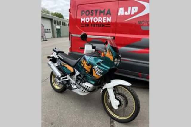 Honda XRV 750 AFRICA TWIN (1995) thumbnail 2