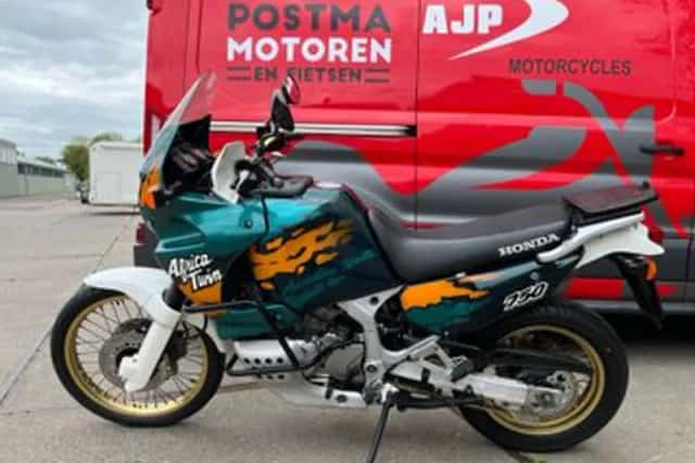 Honda XRV 750 AFRICA TWIN (1995) thumbnail 3