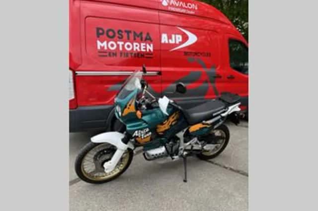 Honda XRV 750 AFRICA TWIN (1995) thumbnail 4