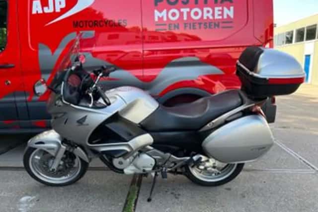 Honda NT 700 V DEAUVILLE ABS (2009) thumbnail 3