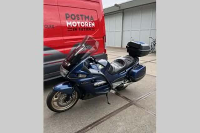 Honda ST 1100 PAN EUROPEAN (2000) thumbnail 2