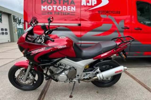 Yamaha TDM 850 (2000) thumbnail 3