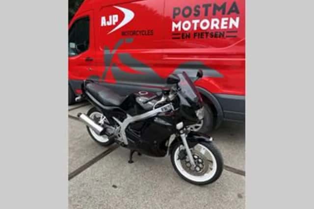 Suzuki GS 500 E (1995) thumbnail 2