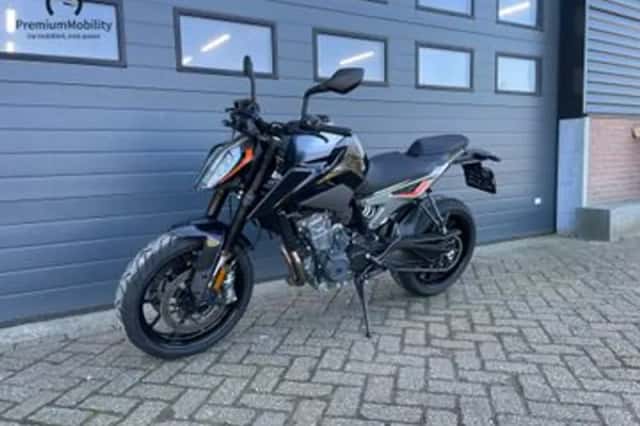 KTM 790 DUKE (2020) thumbnail 1