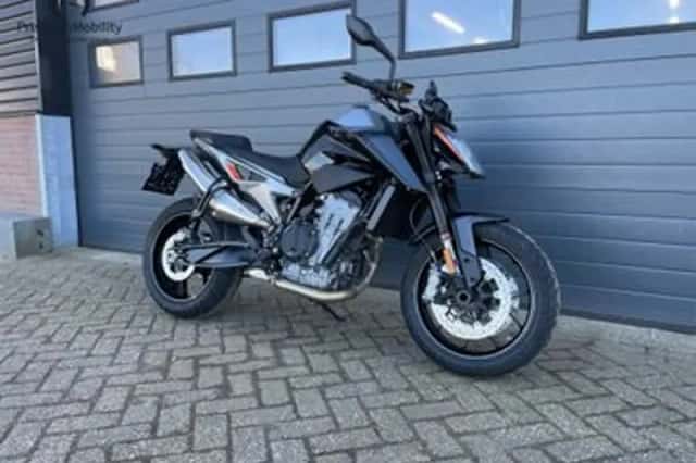 KTM 790 DUKE (2020) thumbnail 3