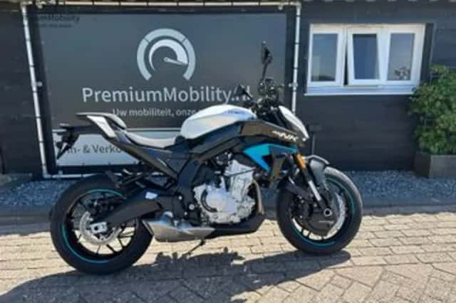 CFMOTO 675 NK (2026) thumbnail 2