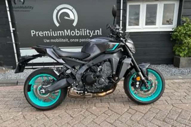 YAMAHA MT09 Y-AMT (2024) thumbnail 2