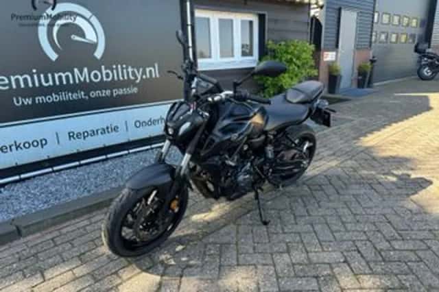 YAMAHA MT07 ABS (2024) thumbnail 5
