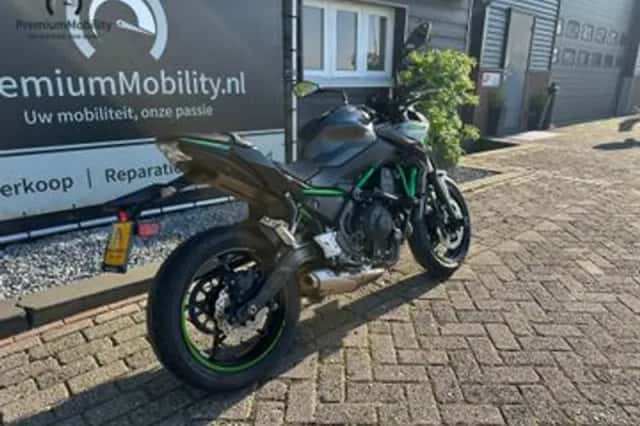 Kawasaki Z650 ABS (2023) thumbnail 6
