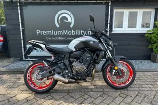 YAMAHA MT07 ABS (2020) thumbnail 2