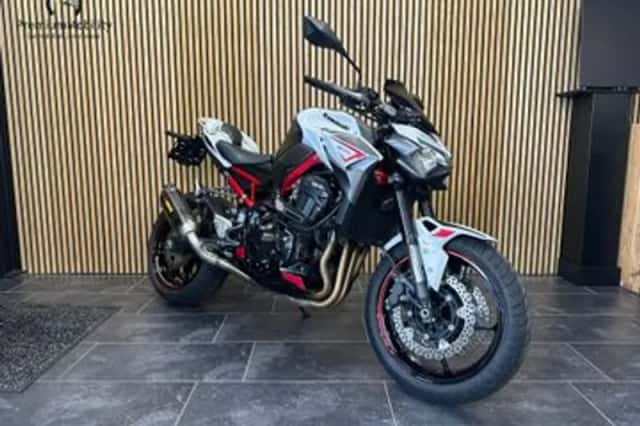 Kawasaki Z900 (2022) thumbnail 1