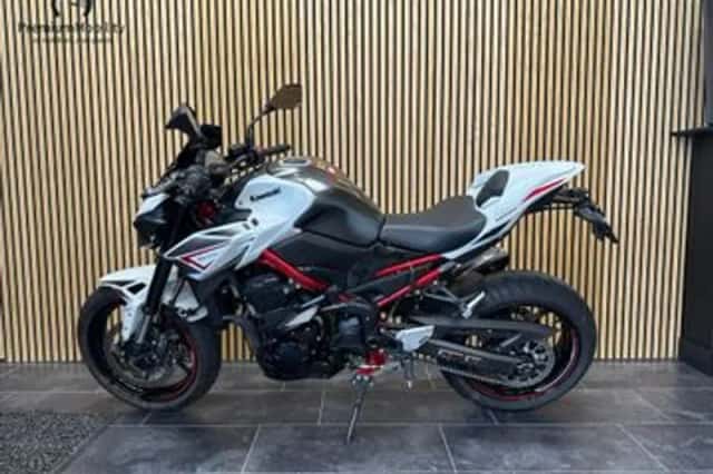 Kawasaki Z900 (2022) thumbnail 5