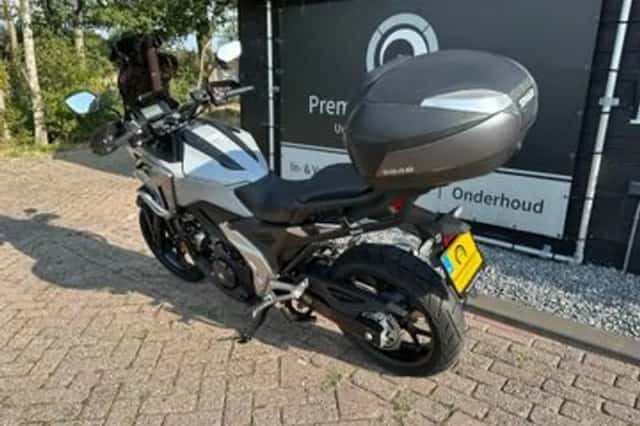 Honda NC750X (2023) thumbnail 6