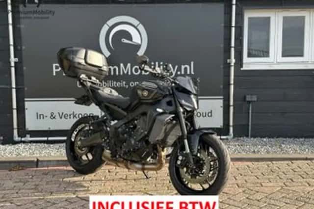 Yamaha MT-09 (2024) thumbnail 1