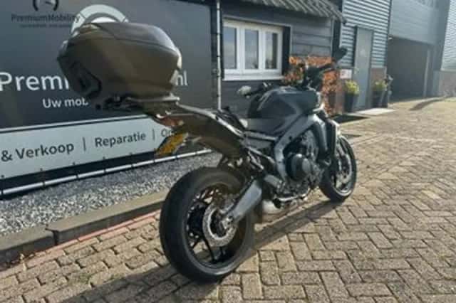 Yamaha MT-09 (2024) thumbnail 6