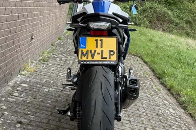 BMW F 900 R (2024) thumbnail 3
