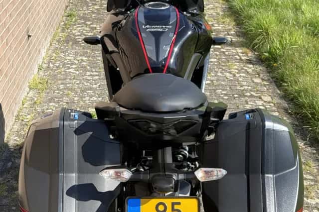 Kawasaki Versys 650 (2021) thumbnail 6
