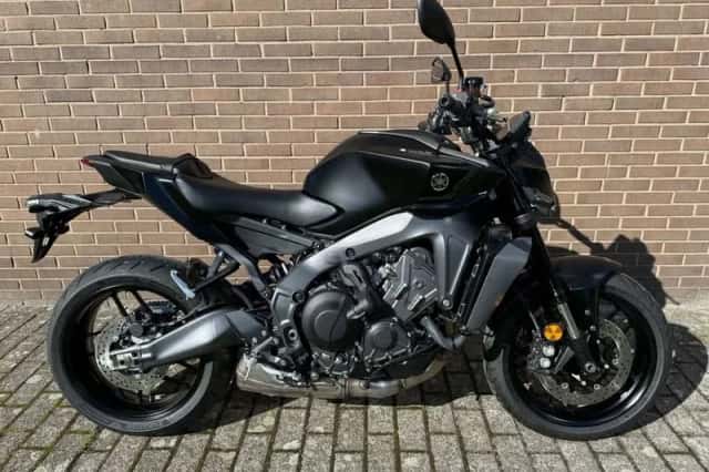Yamaha MT-09 Y-AMT (2024) thumbnail 1