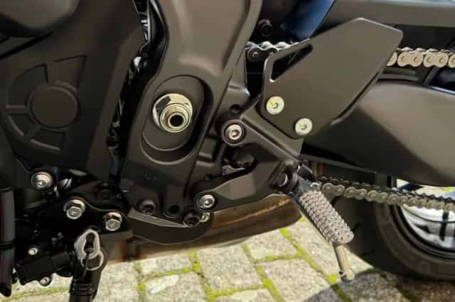 Yamaha MT-09 Y-AMT (2024) thumbnail 5