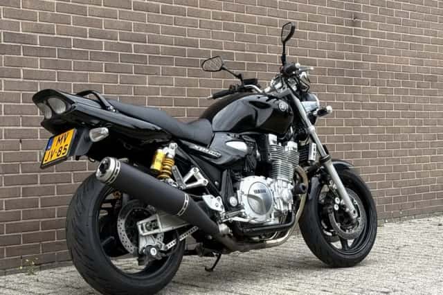 Yamaha XJR 1300 (2007) thumbnail 4