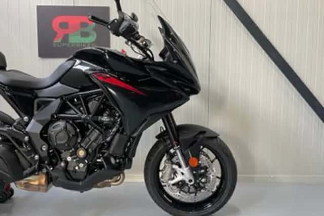 MV AGUSTA TURISMO VELOCE 800 (2026) thumbnail 4