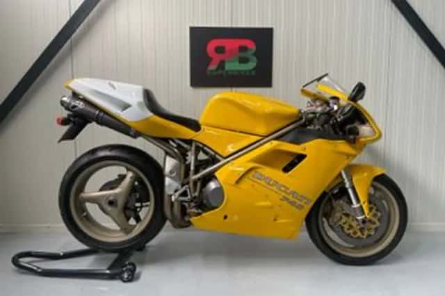 DUCATI 748 SP (1997) thumbnail 1
