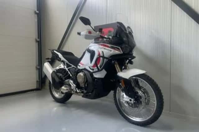 MV AGUSTA LXP ENDURO VELOCE (2026) thumbnail 3