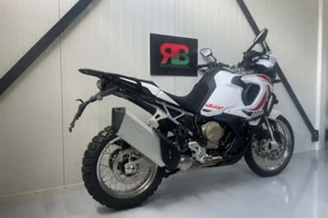 MV AGUSTA LXP ENDURO VELOCE (2026) thumbnail 4