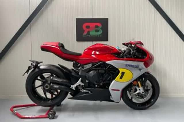 MV AGUSTA SUPERVELOCE 800 (2026) thumbnail 1
