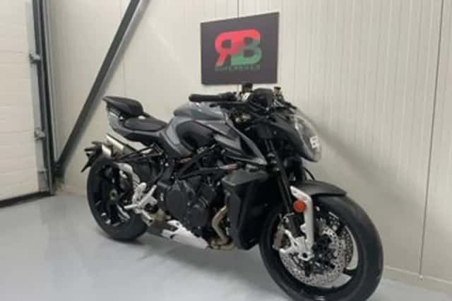 MV Agusta Brutale 1000RS (2025) thumbnail 2