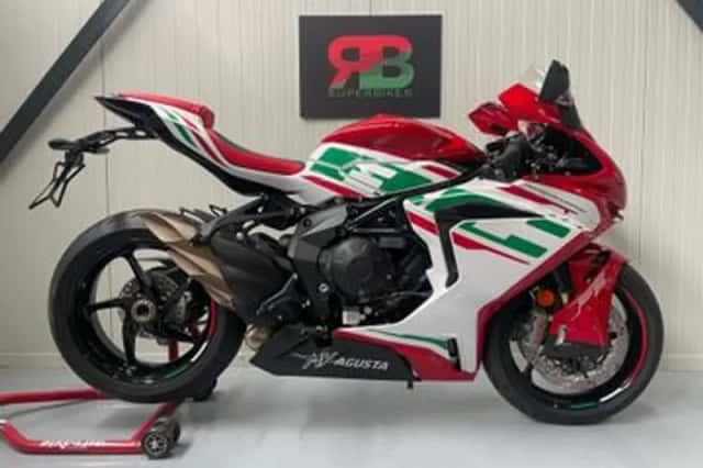 MV Agusta F3 800 (2026) thumbnail 1