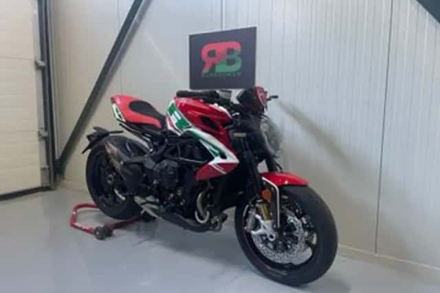 MV Agusta Dragster 800RC (2026) thumbnail 2