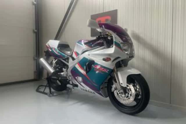 Yamaha FZR 600 R (1995) thumbnail 2