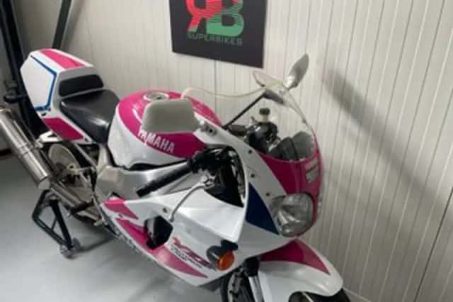 Yamaha YZF 750SP (1994) thumbnail 4