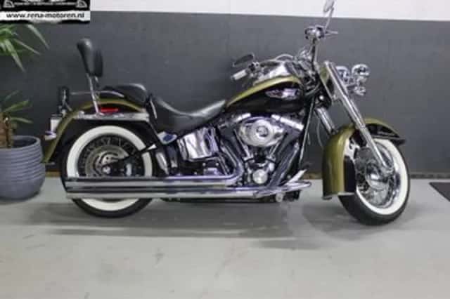 HARLEY-DAVIDSON SOFTAIL DELUXE FLSTN (2007) thumbnail 1