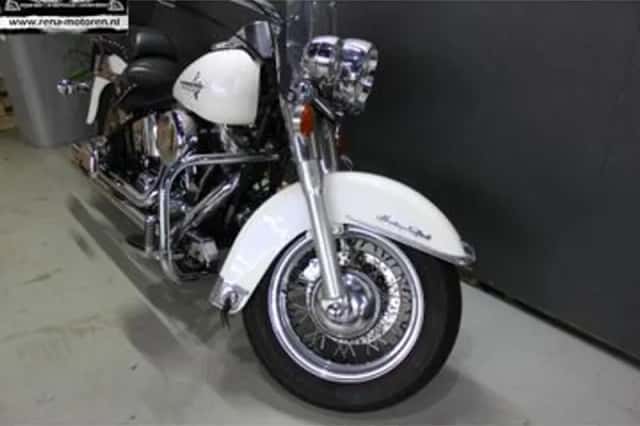 HARLEY-DAVIDSON HERITAGE SOFTAIL CLASSIC FLSTC (1994) thumbnail 3