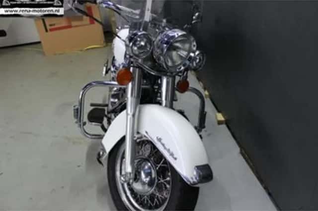 HARLEY-DAVIDSON HERITAGE SOFTAIL CLASSIC FLSTC (1994) thumbnail 4
