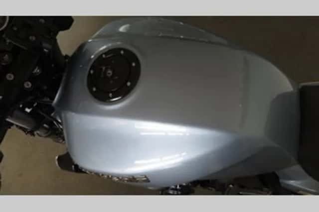 Kawasaki ZRX 1100 (1998) thumbnail 4
