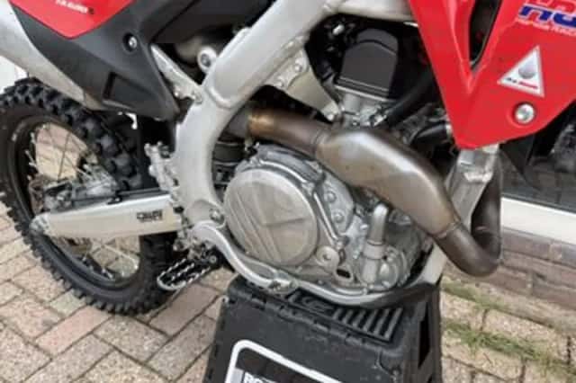 Honda CRF 450 R (2024) thumbnail 2