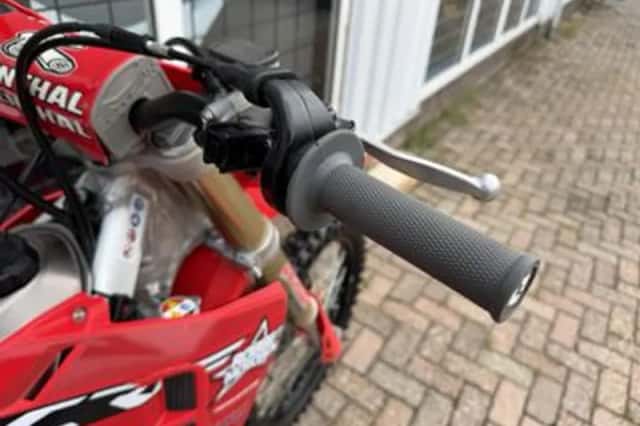 Honda CRF 450 R (2024) thumbnail 5