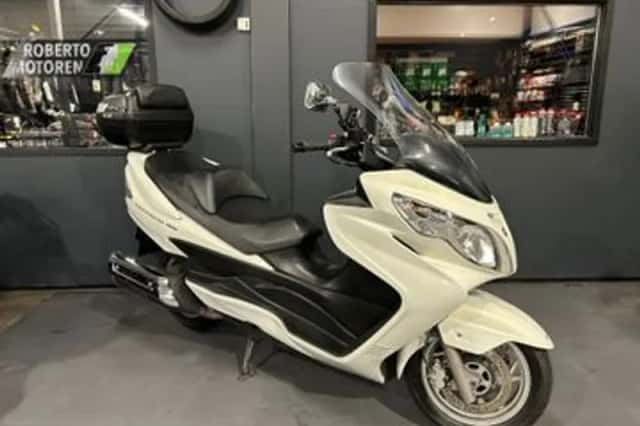 Suzuki AN 400 Burgman (2014) thumbnail 6