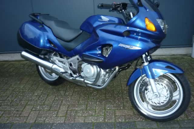 Honda NT 650 Deauville (2003) thumbnail 1