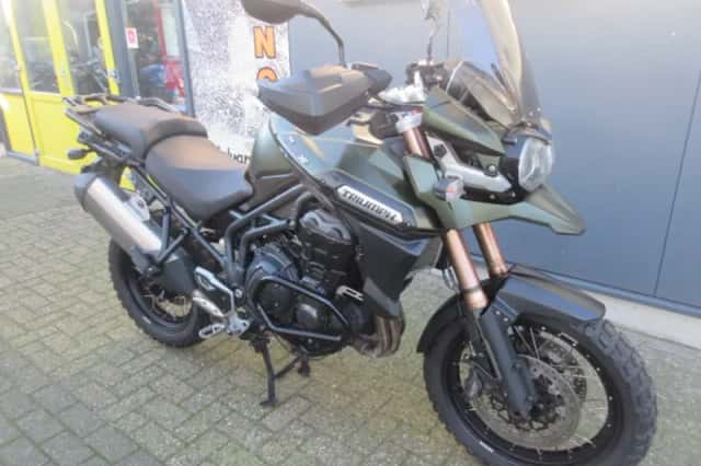 Triumph Tiger 1200 Explorer (2013) thumbnail 1