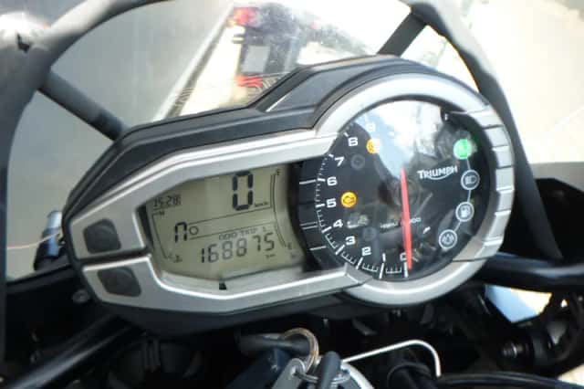 Triumph Tiger 1200 Explorer (2013) thumbnail 2