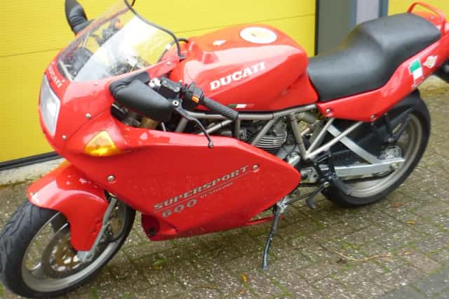 Ducati 600SS (1994) thumbnail 1