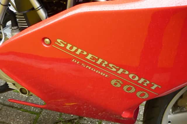 Ducati 600SS (1994) thumbnail 2