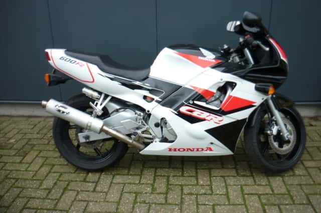 Honda CBR 600 (1994) thumbnail 1