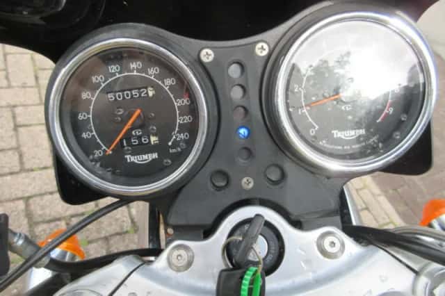 Triumph Thunderbird (1999) thumbnail 3